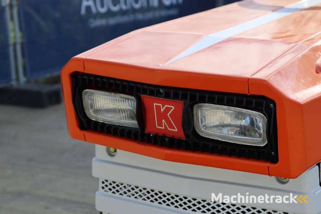 Minitractor Kubota B1400DT Diesel 14pk  Refit