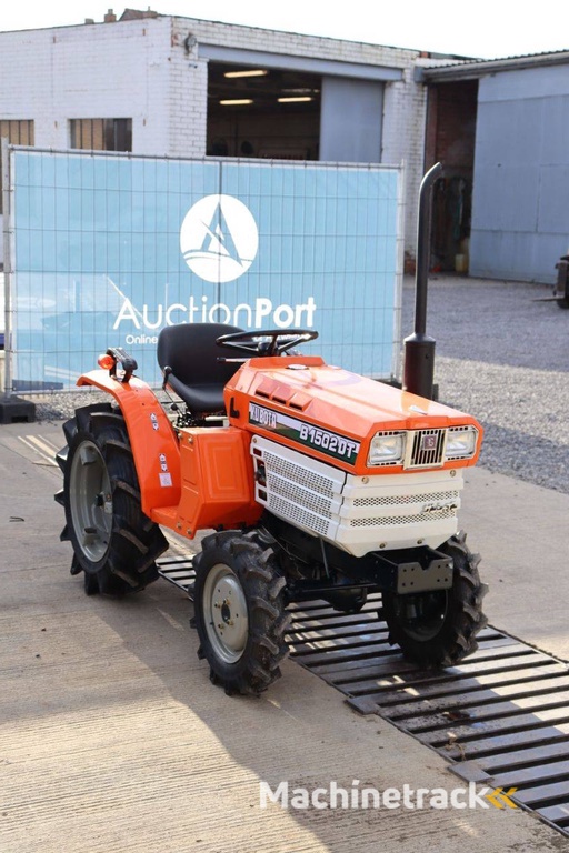 Minitractor Kubota B1502DT Diesel 15pk  Refit