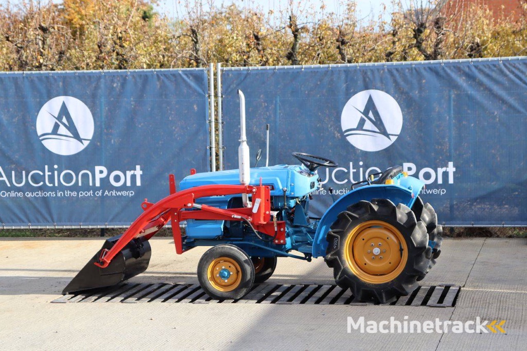 Mini tractor Hinomoto BEST E14 Diesel 14 hp with front loader Refit