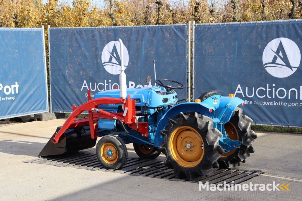 Mini tractor Hinomoto BEST E14 Diesel 14 hp with front loader Refit