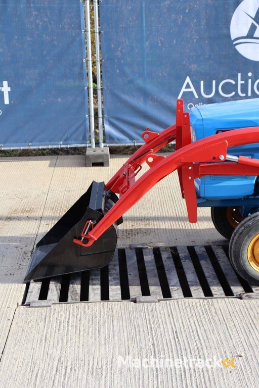 Mini tractor Hinomoto BEST E14 Diesel 14 hp with front loader Refit