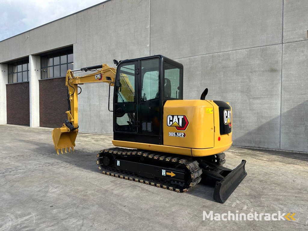 Rupsgraafmachine Caterpillar 305.5E2 Diesel 2017