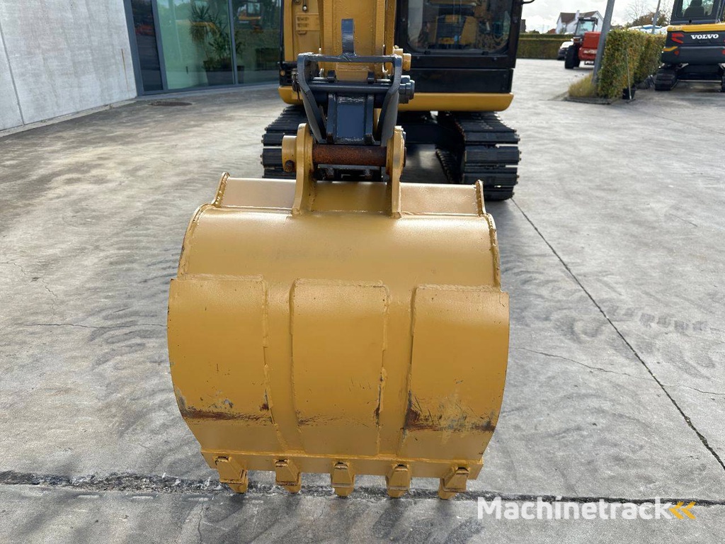 Rupsgraafmachine Caterpillar 305.5E2 Diesel 2017