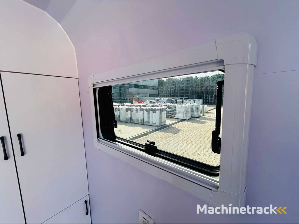 Kantoorunit 3000x2300x2450mm POD house 2025