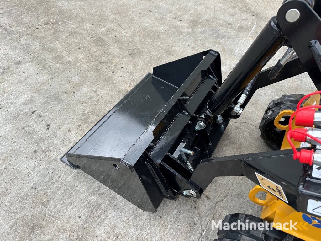 Schranklader AGT MX-CRT23 Benzine 2025 met Pelikaanbak GIYI X-PG44C Nieuw