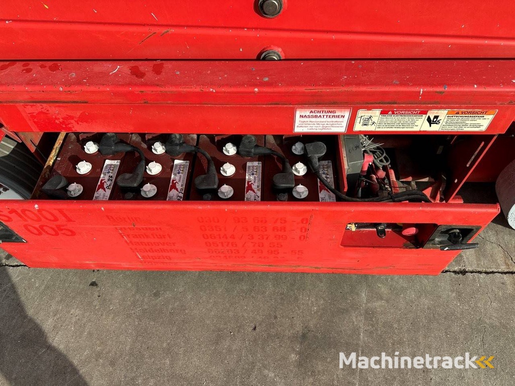 Schaarhoogwerker JLG 2646 Elektrisch 7.92m 2002