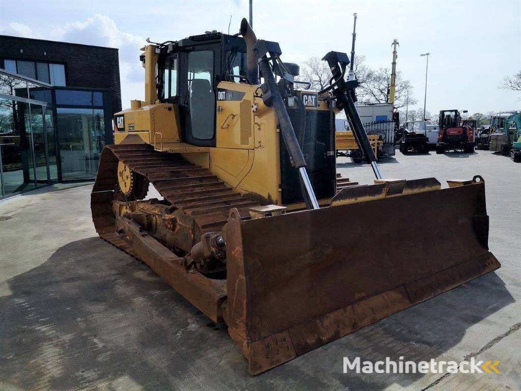 Bulldozer Caterpillar D6T LGP Diesel 2015