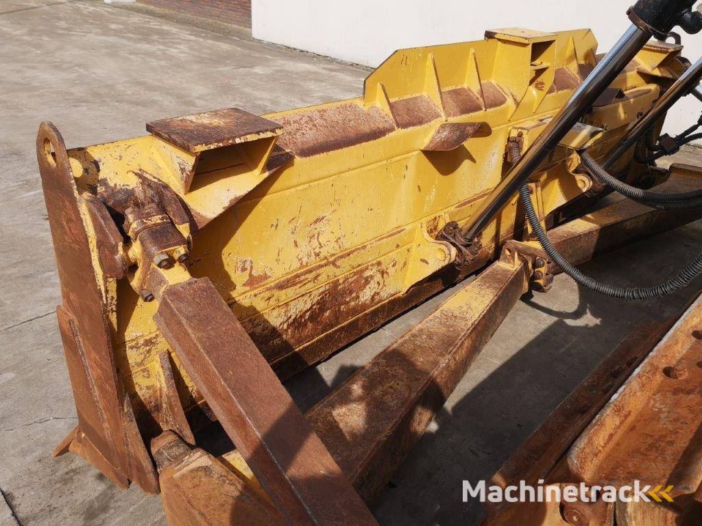 Bulldozer Caterpillar D6T LGP Diesel 2015