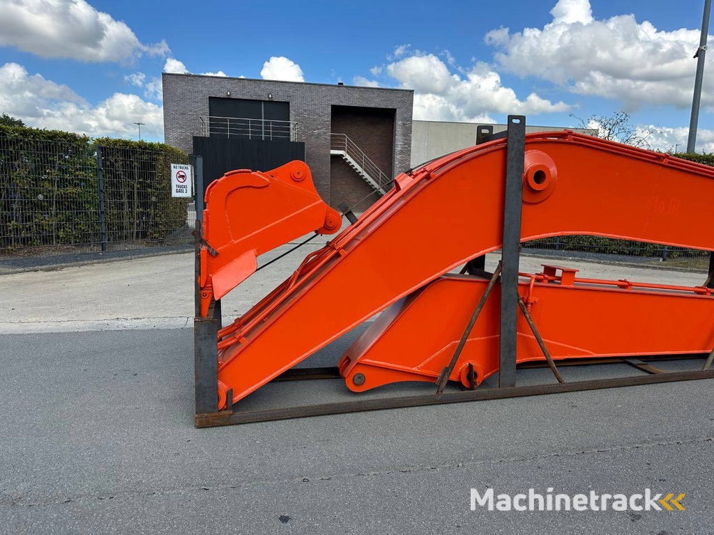 Long Reach Hitachi ZX200 2025 Nieuw