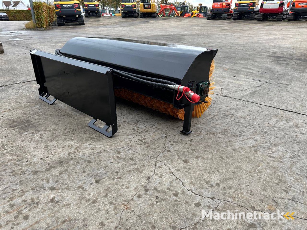 Borstel Future FT-SE61 2024 Nieuw voor Schranklader