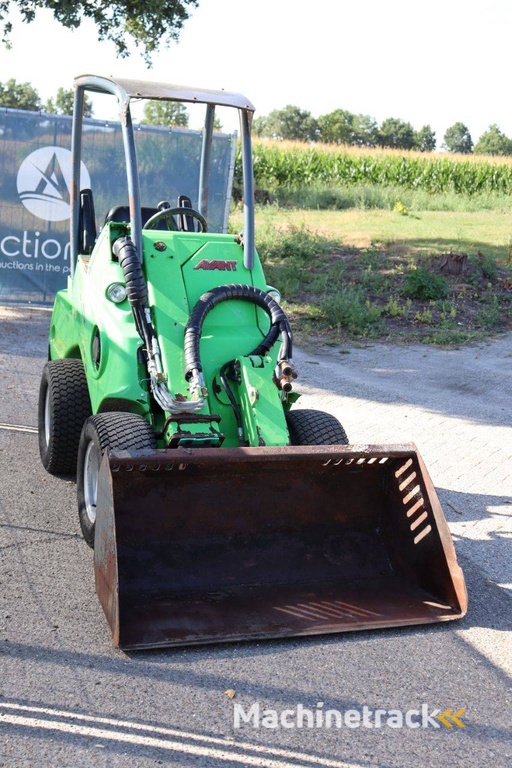 Kniklader Avant M420 Diesel 14kW 2010 (Marge)