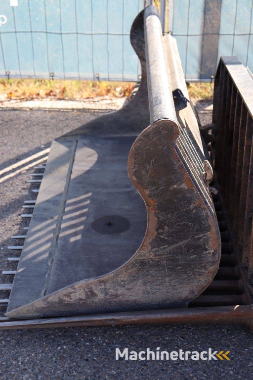 Kniklader SHERPA SHERPA 200 Diesel 18kW 2011