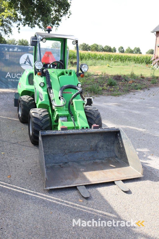 Kniklader Avant M735 Diesel 19kW 2021