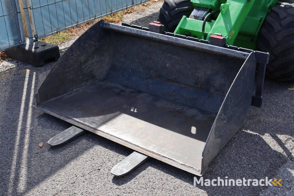 Kniklader Avant M735 Diesel 19kW 2021
