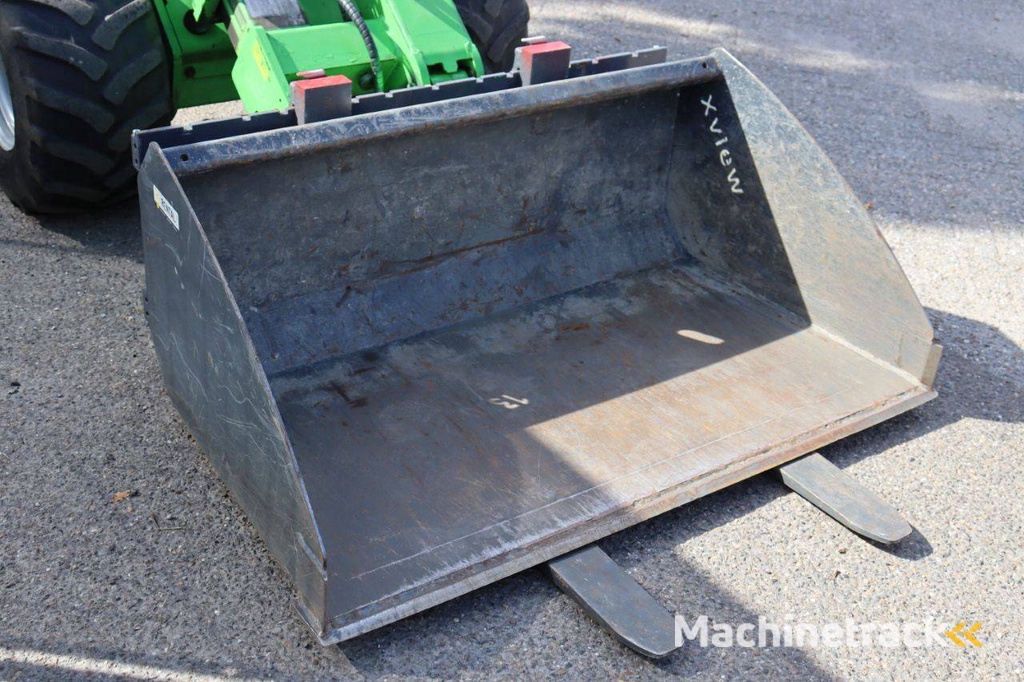 Kniklader Avant M735 Diesel 19kW 2021