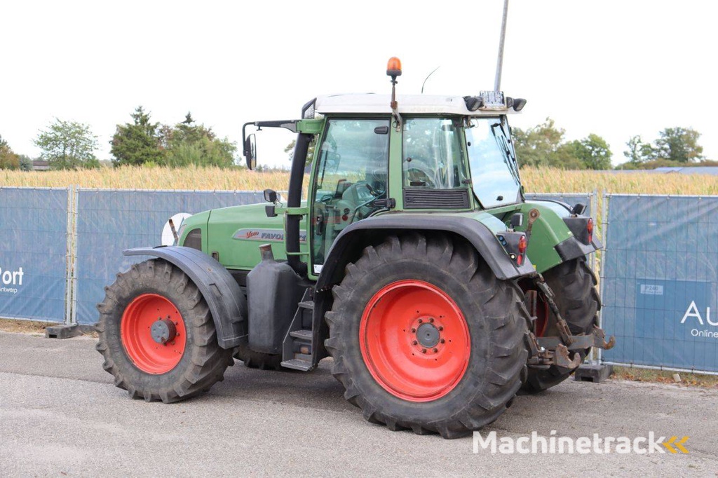 Tractor Fendt Vario Favorit 716 Diesel 121kW