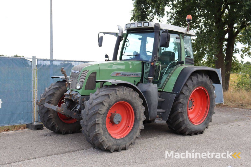 Tractor Fendt Vario Favorit 716 Diesel 121kW