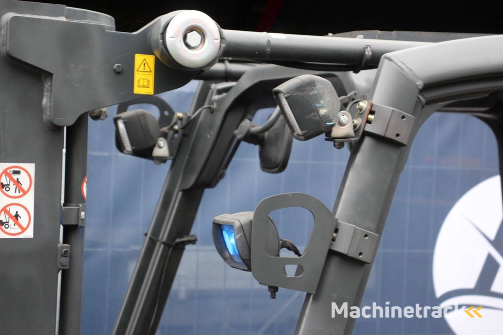 Forklift Linde E16-02 Electric 1600kg 4.0m 2017