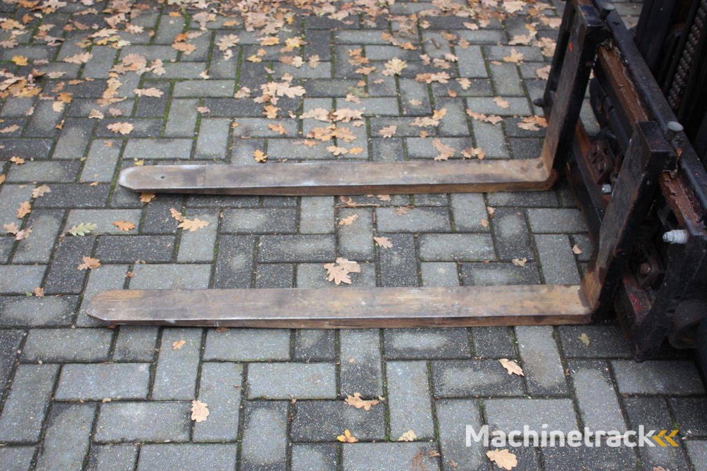 Forklift Hyster J2.0 XN Electric 1840kg 4.6m 2015