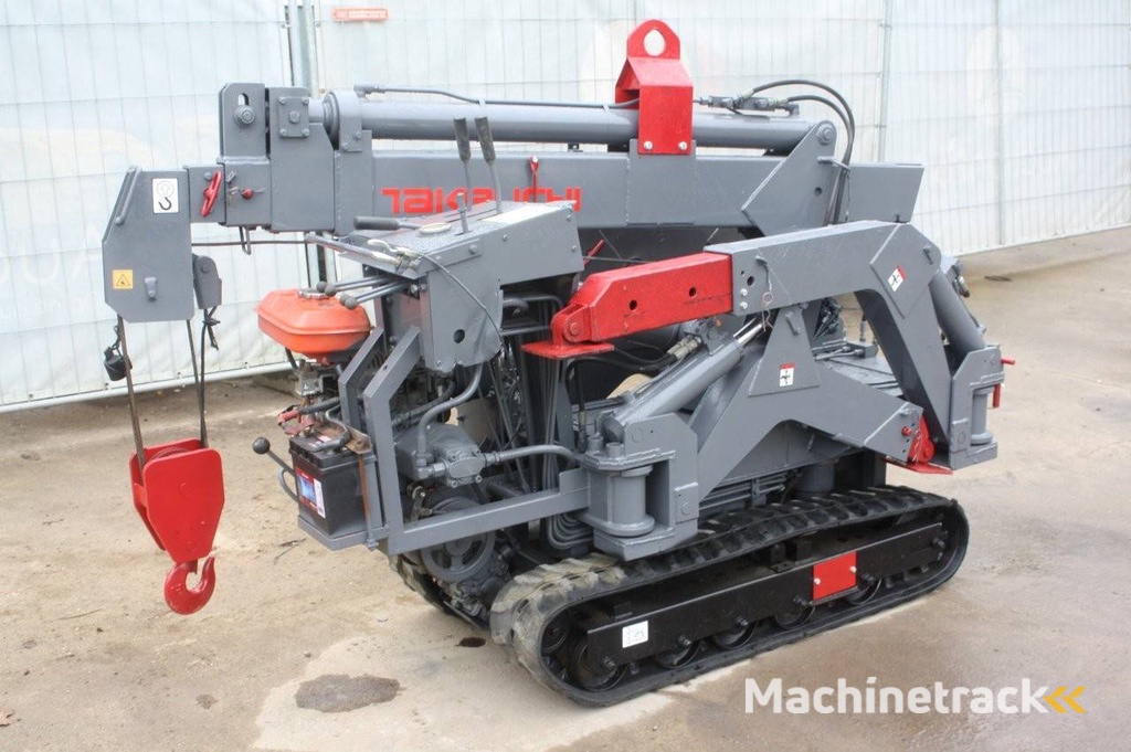 Hijskraan Takeuchi TC205 Benzine 2000kg 7m