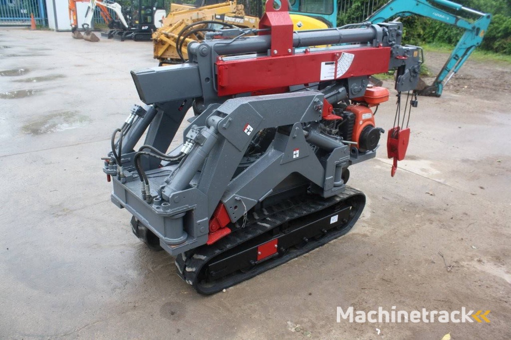 Hijskraan Takeuchi TC205 Benzine 2000kg 7m