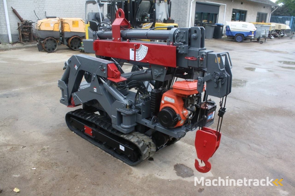 Hijskraan Takeuchi TC205 Benzine 2000kg 7m