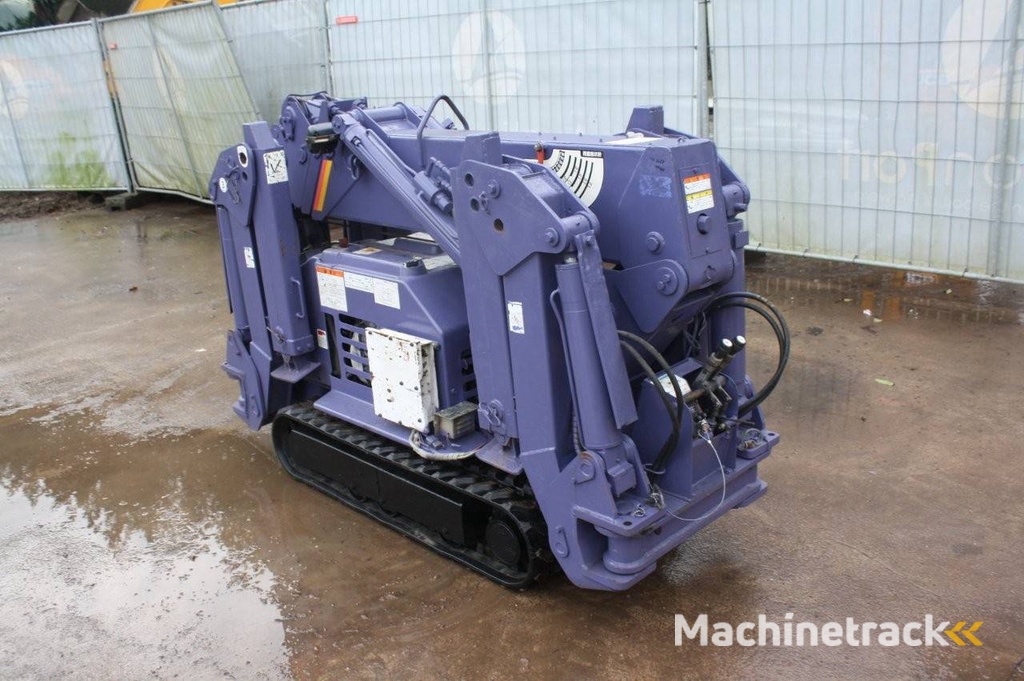 Hijskraan Maeda MC-205 Diesel 2500kg 7m 2013