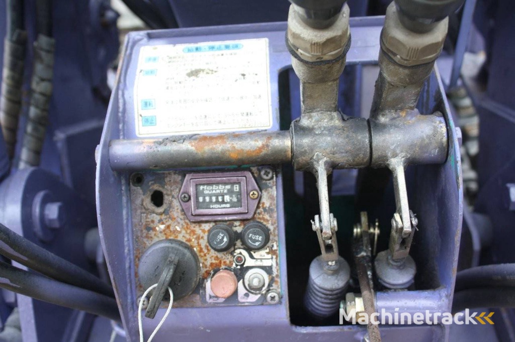 Hijskraan Maeda MC-205 Diesel 2500kg 7m 2013