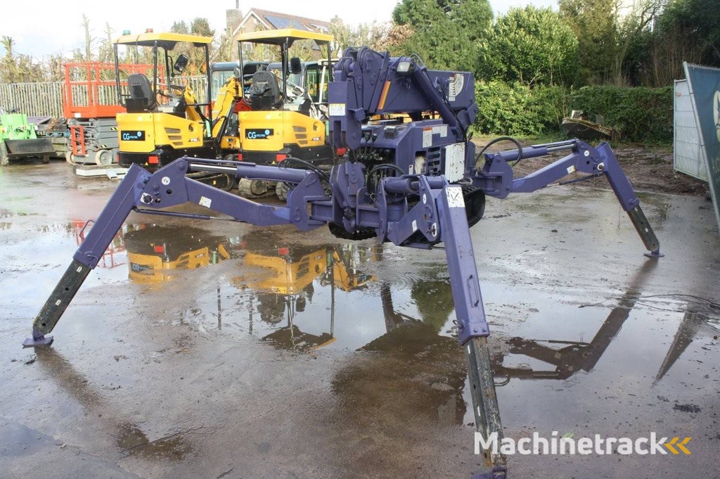 Hijskraan Maeda MC-205 Diesel 2500kg 7m 2013