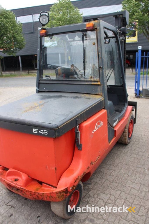 Forklift Linde E48P Electric 4800kg 5.45m 2006