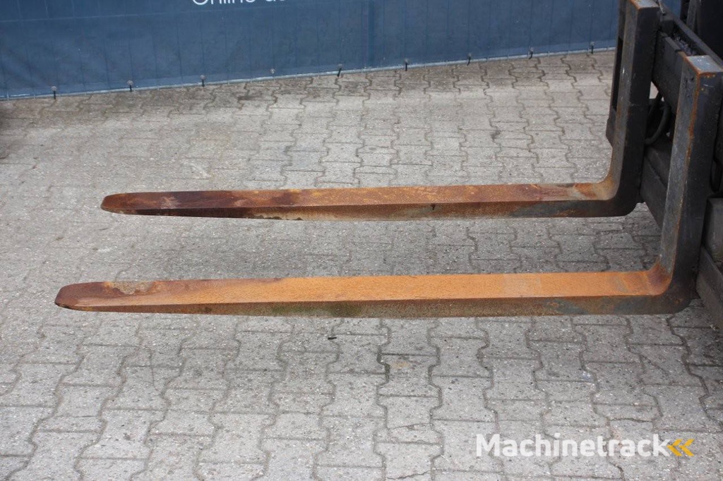 Forklift Linde E48P Electric 4800kg 5.45m 2006