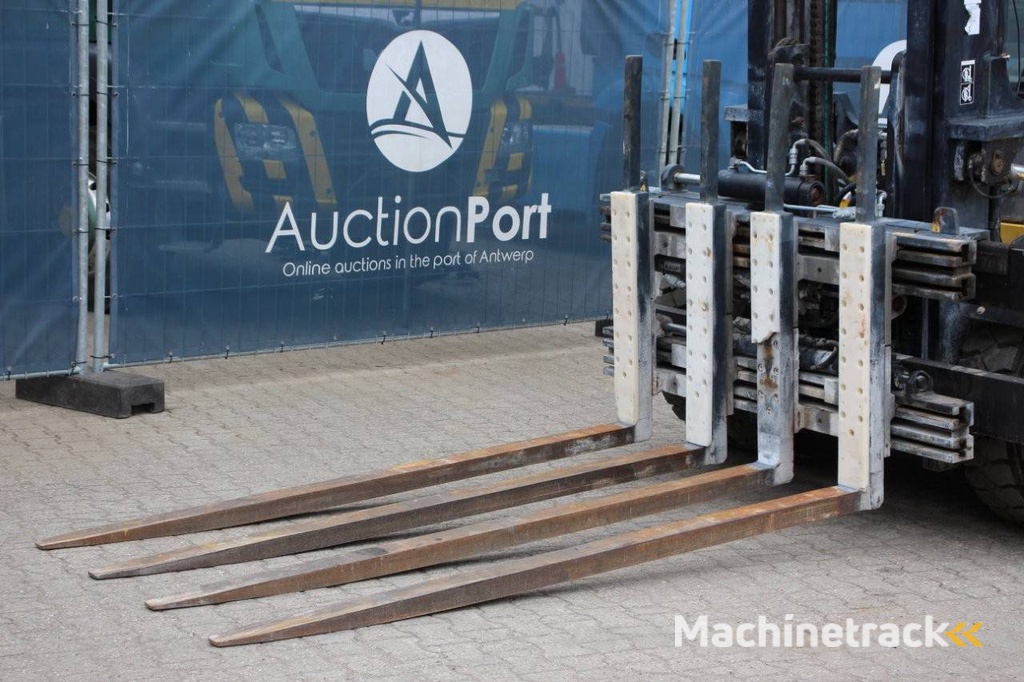 Forklift Hyundai 80D-9 Diesel 8000kg 5.5m