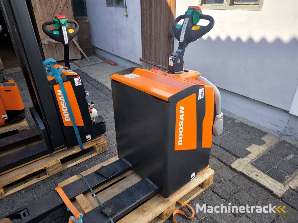 Doosan BPR208-7 EPS Electric Pallet Truck 2022 New