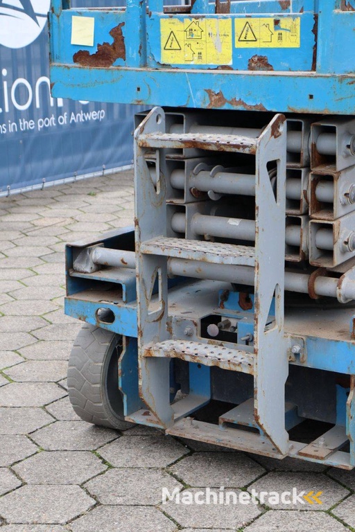 Schaarlift Genie GS-2646 Elektrisch 9.9m 2013