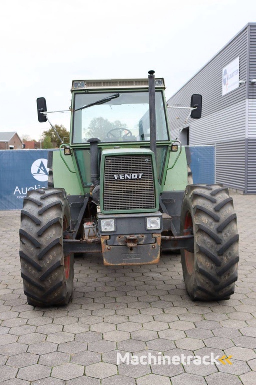 Tractor Fendt Favorit 612 LSA E Diesel 99kW 1984