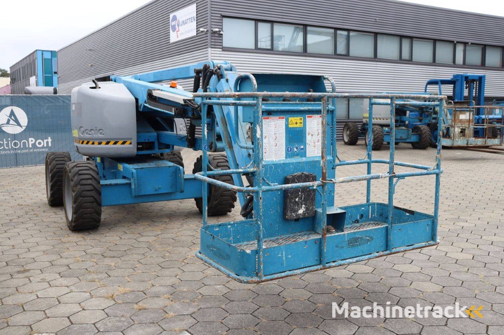 Knikarmhoogwerker Genie Z-45/25J Diesel 15.94m 2012