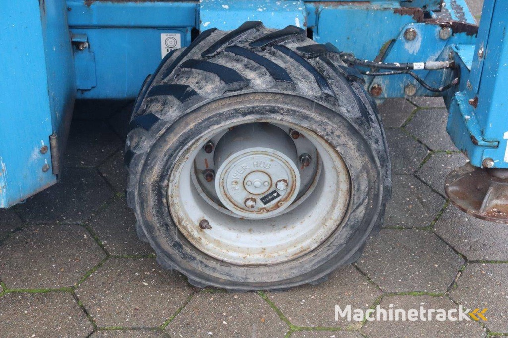 Schaarhoogwerker Genie GS-4069 RT Diesel 14.12m