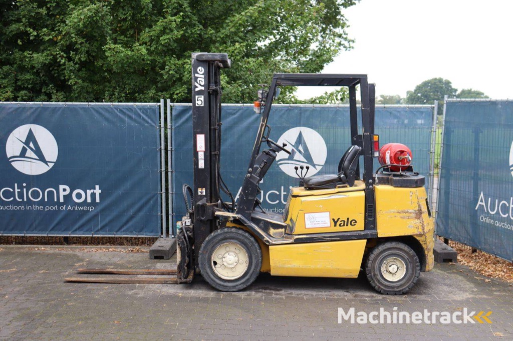 Forklift Yale GLP30 LPG 2830kg 3.21m 2000
