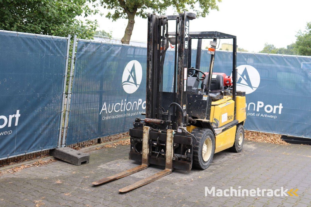 Forklift Yale GLP30 LPG 2830kg 3.21m 2000