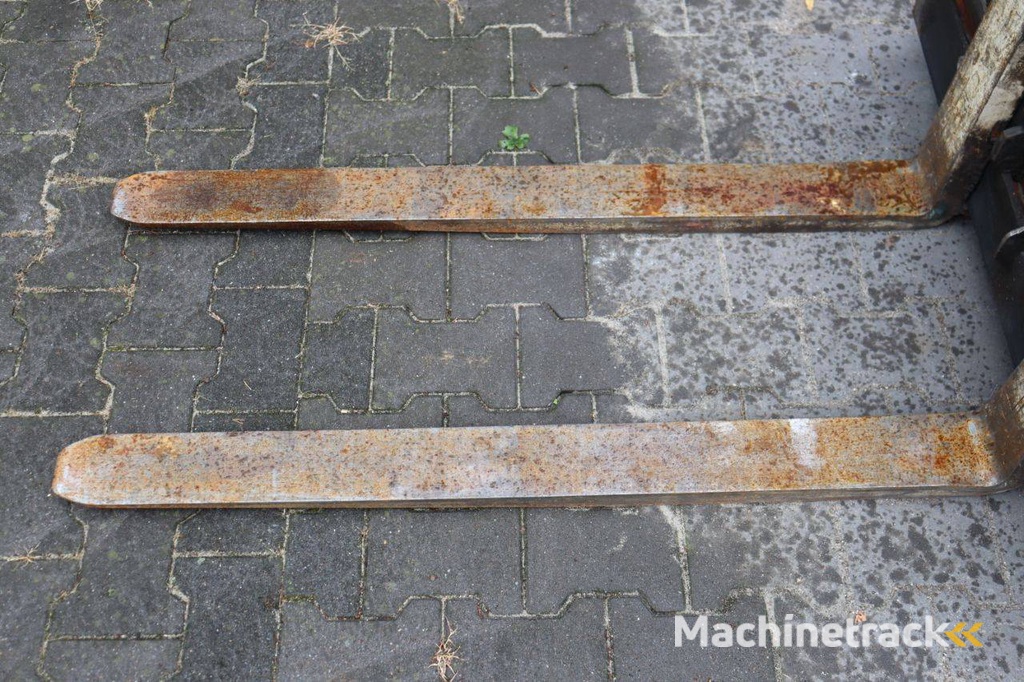 Forklift Yale GLP30 LPG 2830kg 3.21m 2000