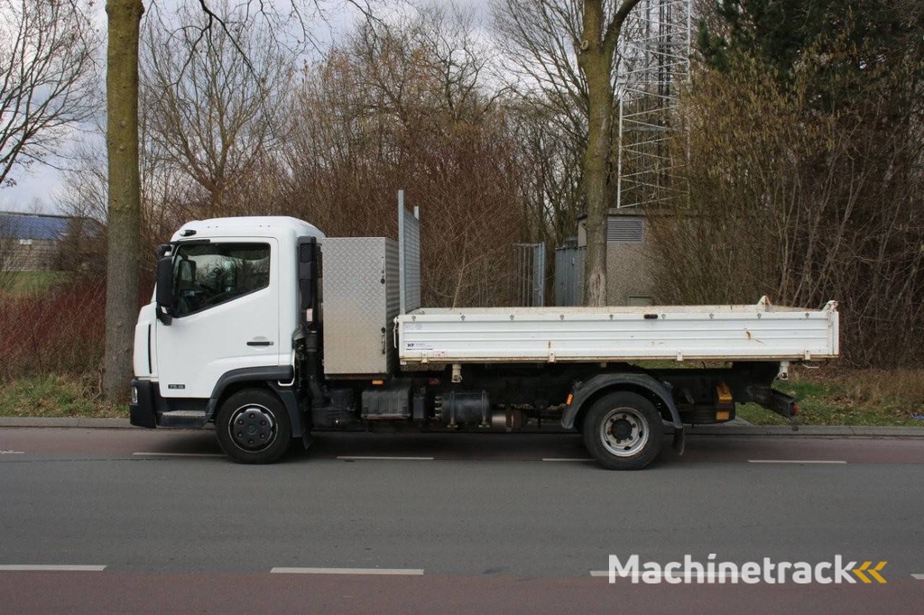 Truck Tipper Nissan NT500 Diesel