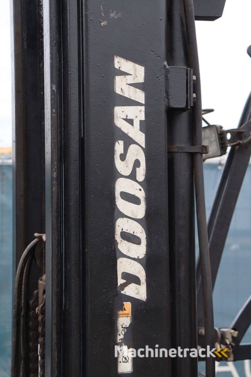 Forklift Doosan NVS000PC Diesel