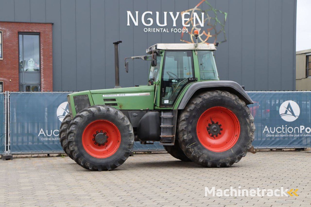 Tractor Fendt Favorit 824 Diesel 169kW