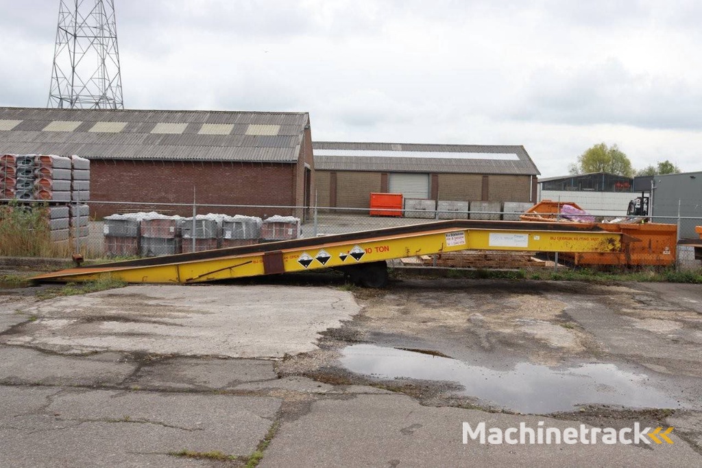 Auffahrtrampe Houcon 1013 1999