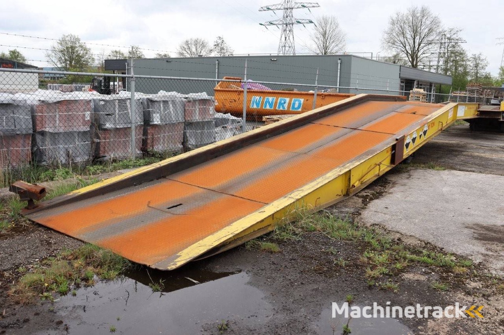 Auffahrtrampe Houcon 1013 1999