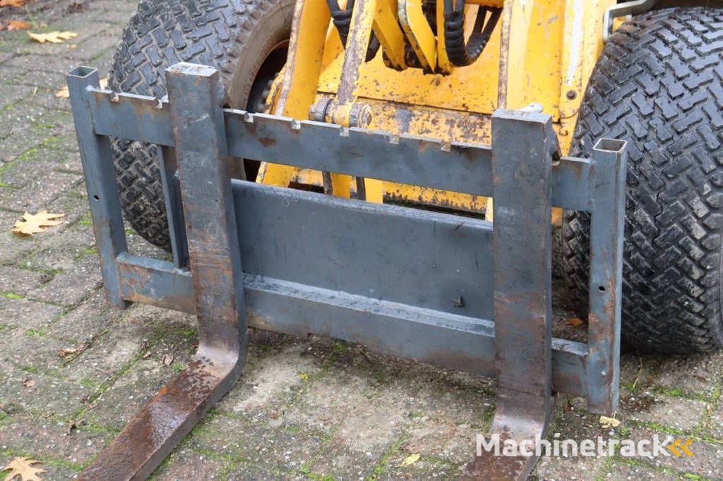 Knickgelenkter Radlader Gebr. Knikmops 100 Diesel 19,4 kW 2019