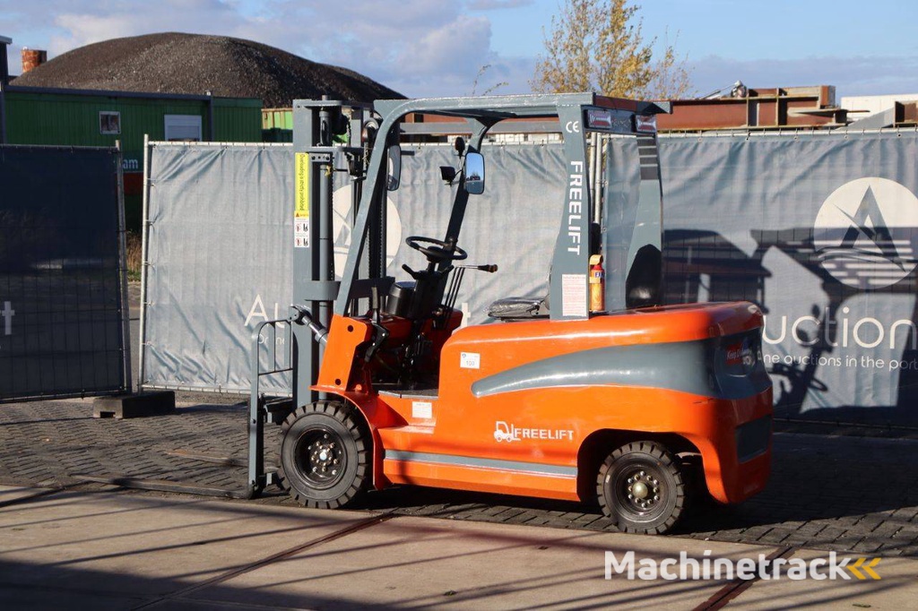 Forklift Freelift CMF20 Electric 2000kg 3.0m 2024