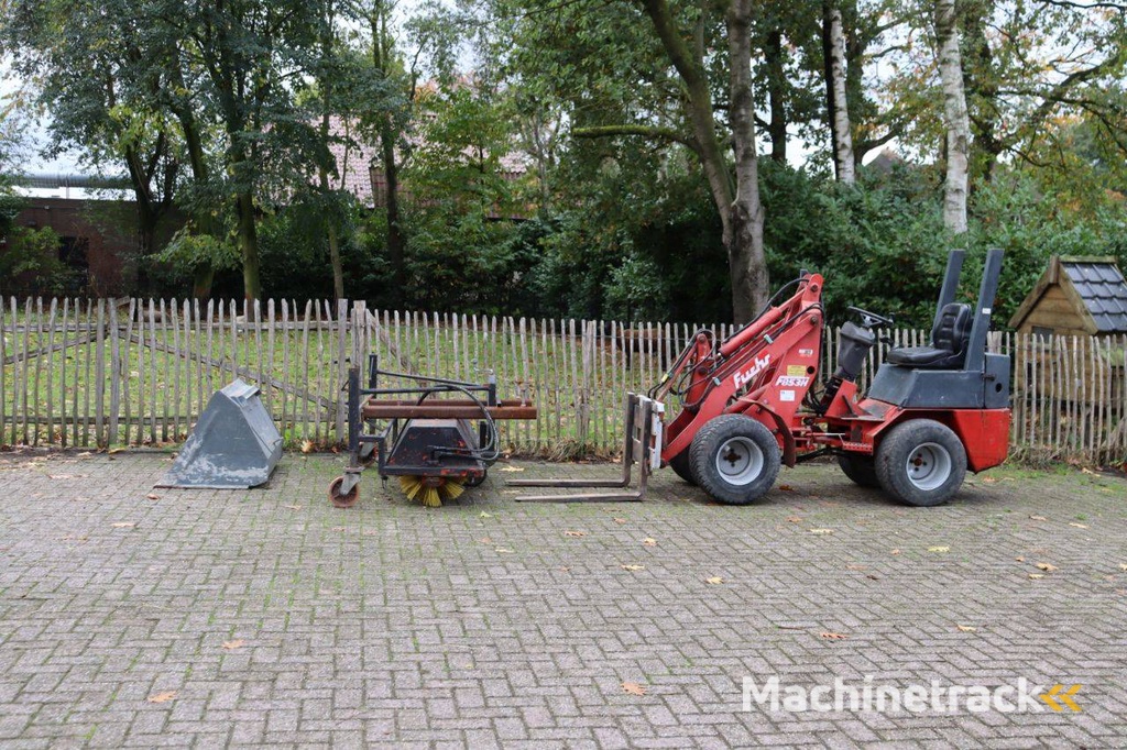 Kniklader Fuchs F853H Diesel 21kW 2004