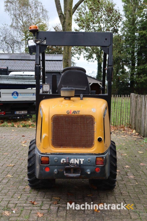 Kniklader Giant V452T Diesel 33kW 2010