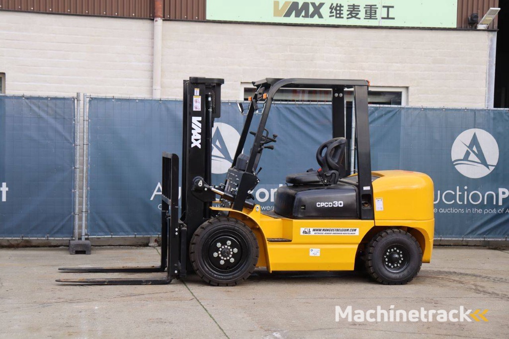 Forklift VMAX CPCD30 Diesel 3000kg 3.0m 2024 New